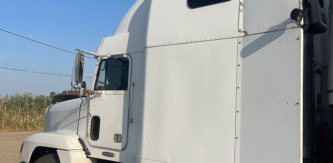 Ремонт грузовых машин Freightliner Century Class - фото №3